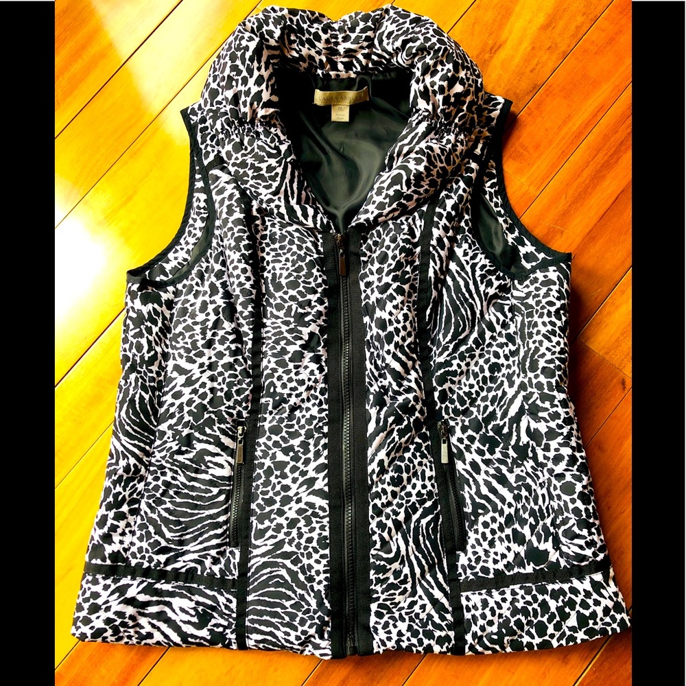 Petite Laura Ashley Animal Print Puffer Vest Size